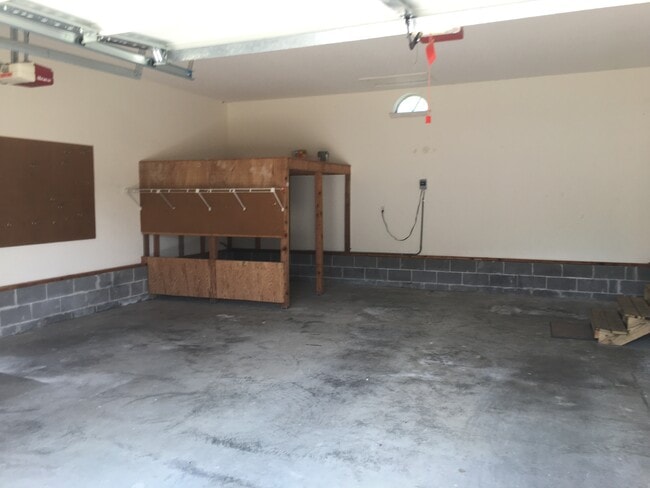 Building Photo - 11524 McGhee Rd
