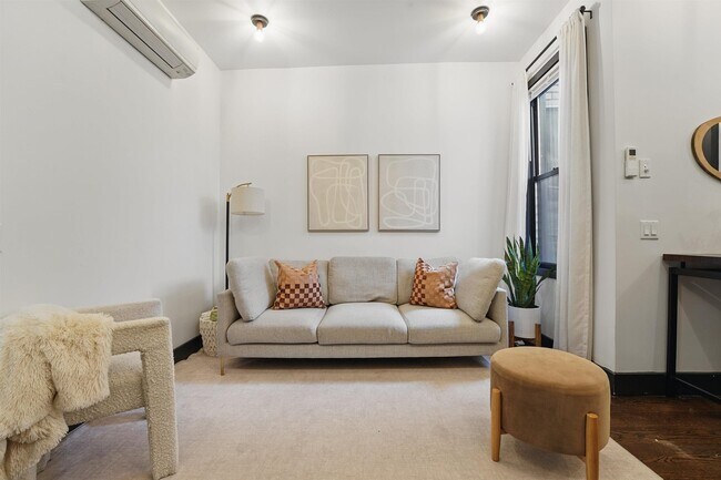 Foto del edificio - 43 Thorne St