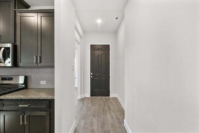 Building Photo - 209 Portina Dr