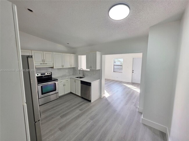 Foto del edificio - 5307 NW 93 Ave