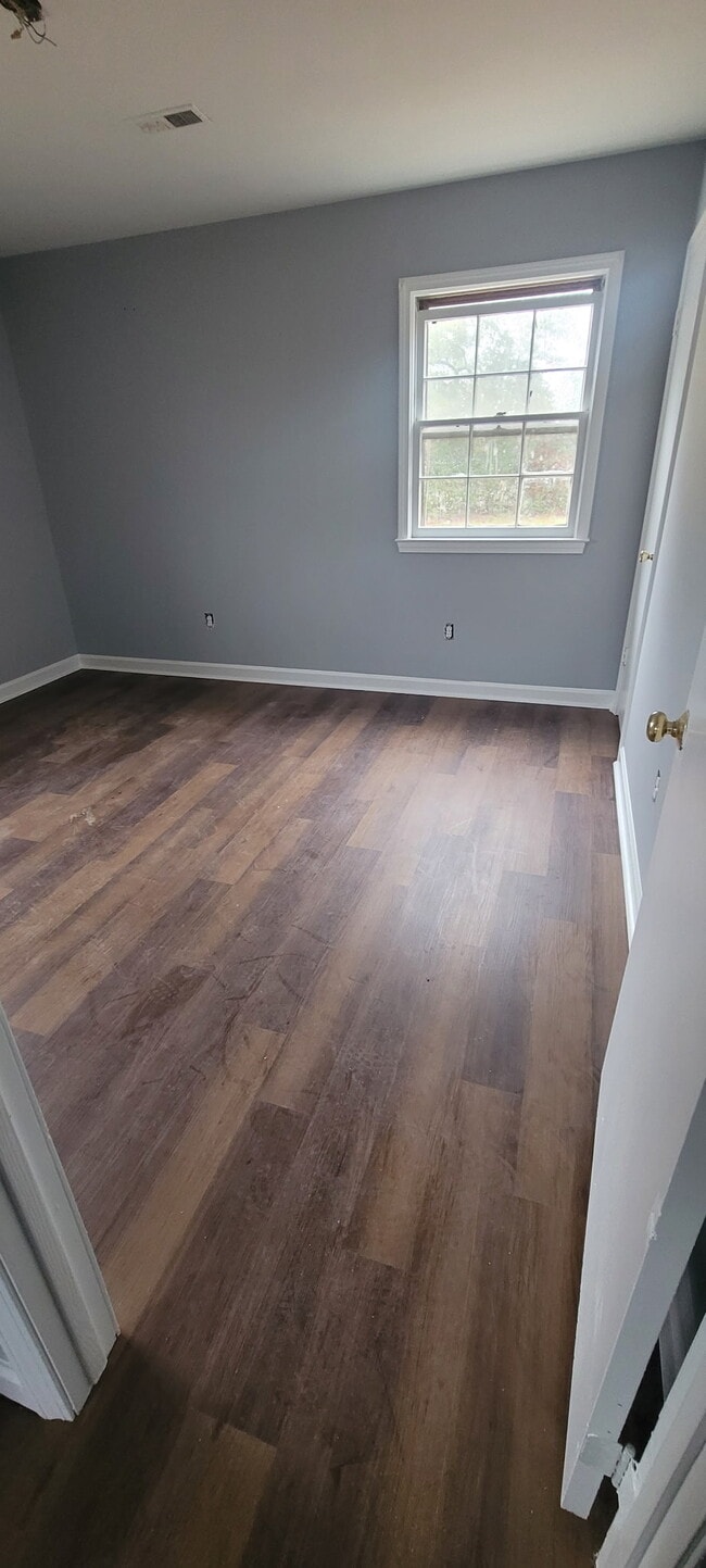 Foto del edificio - 207 Berry Ct