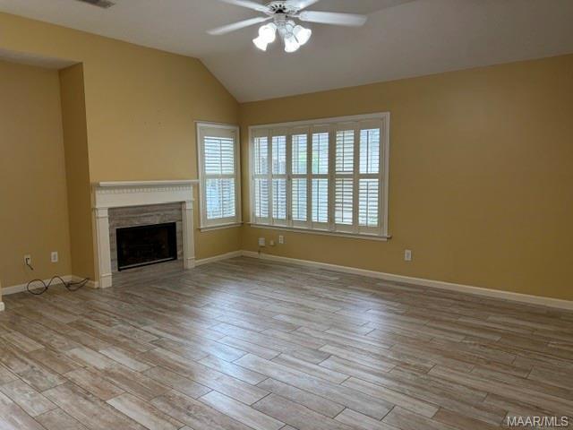 Foto del edificio - 8755 Stoneridge Pl