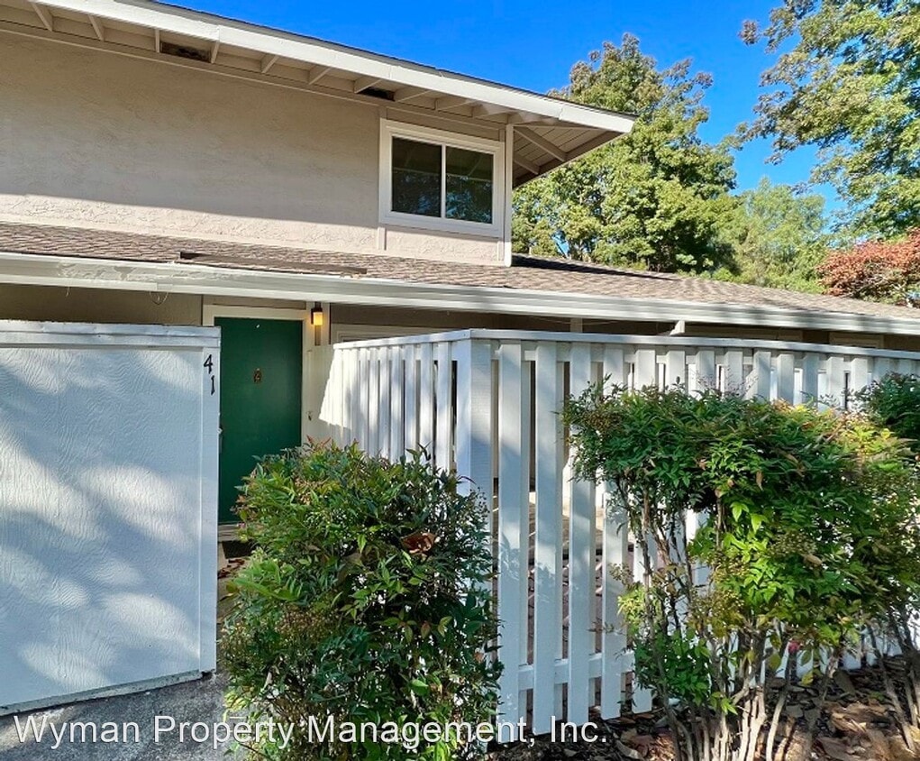 2 br, 1.5 bath House 41 Belvedere House Rental in Napa, CA