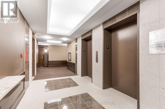 Building Photo - 100-1100 Inlet Private