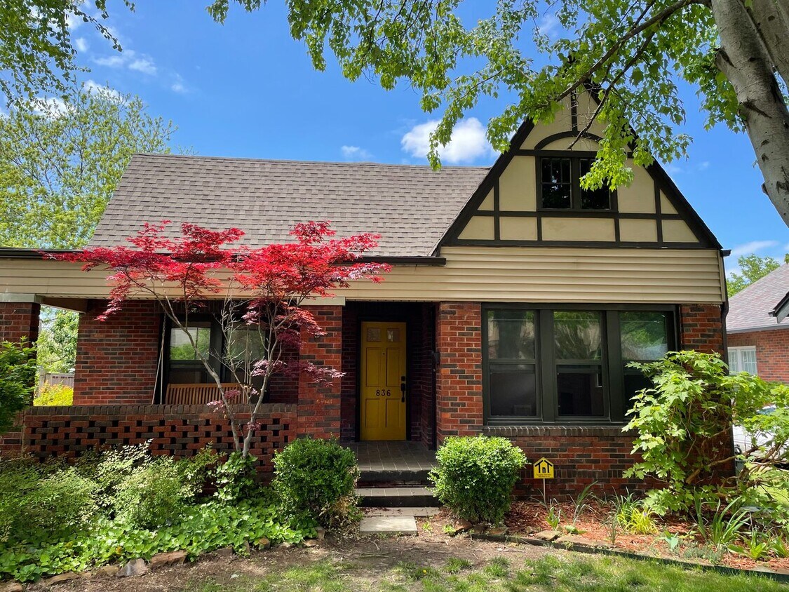 Primary Photo - Updated and Loved Bungalow in Prime Locati...