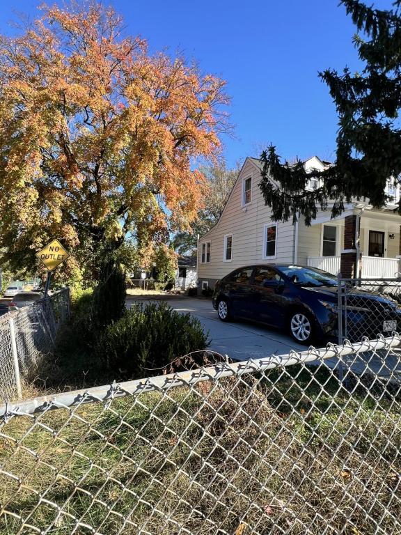 Photo - 4510 Heath St House