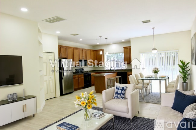 Building Photo - 10619 Shady Falls Ct