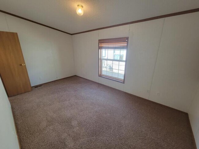 Building Photo - 2 bedroom in Billings MT 59105
