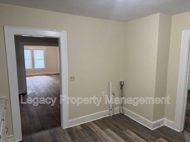 Foto del edificio - 1511 Albright Ave
