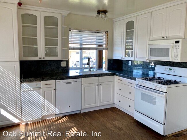 Building Photo - 4 br, 3 bath House - 1504 Sunnydale