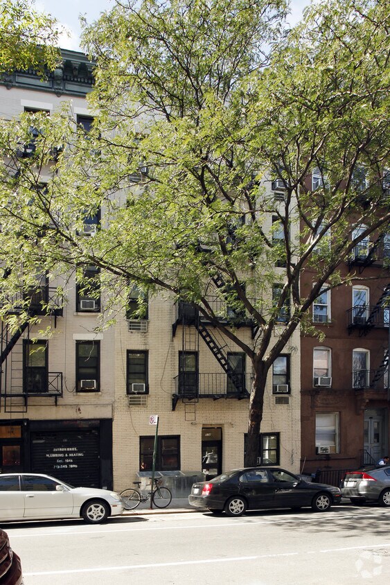 538 CON 47th St Apartaments - 538 W 47th St