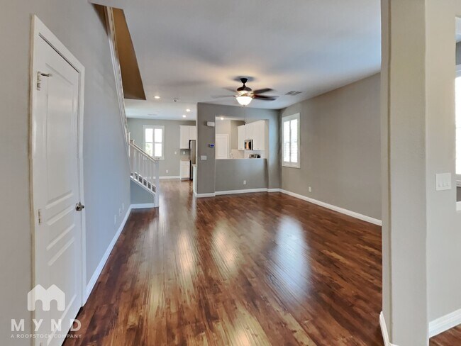 Foto del edificio - 10746 Bayview House Ave