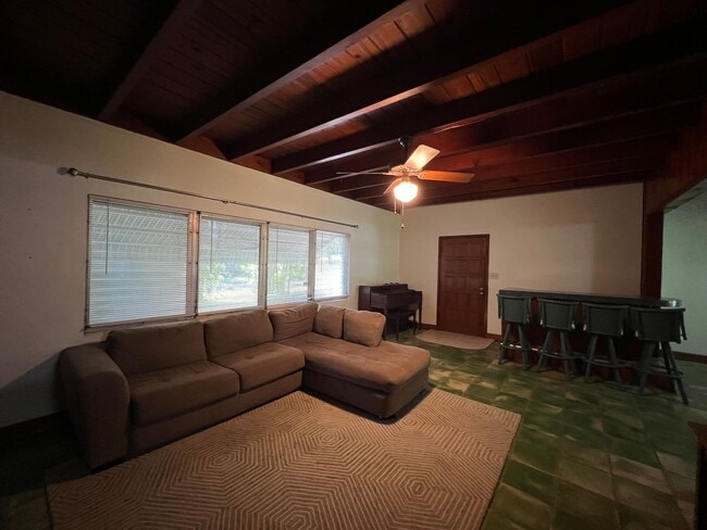 Foto del edificio - Spacious 2/1 in Fort Pierce