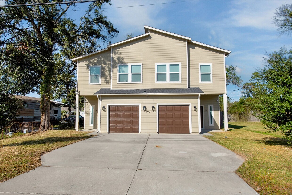 Foto principal - 7937 Richland Dr