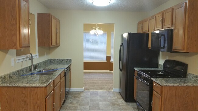 Foto del edificio - Beautiful 4-bedroom, 2.5 bath home!! (vide...