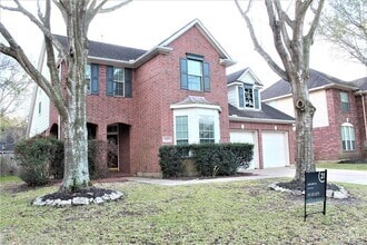 Building Photo - 22511 Parkvine Ln