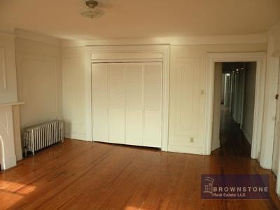 Primary Photo - 271 Union St