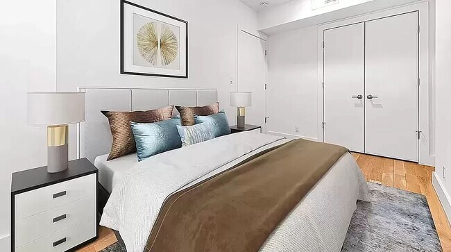 Foto del edificio - 309 W 50th ST