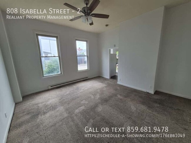 Building Photo - 808 Isabella St