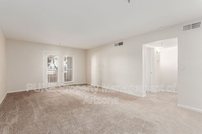 Building Photo - 4704 E Paradise Village Pkwy N