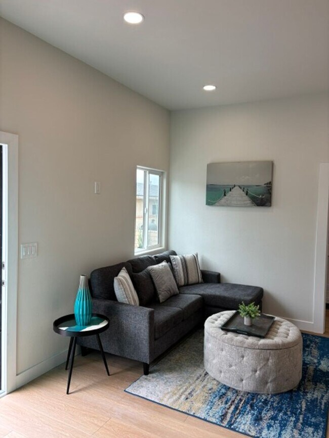 Foto del edificio - Brand New 2 Bed / 2 Bath ADU for Rent – Prime Oxnard Location