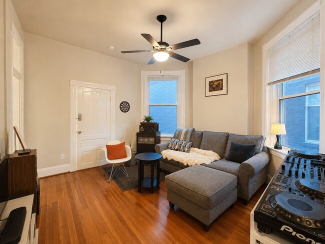 Foto del edificio - 433 Southview Ave