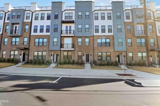 Building Photo - 1245 S Blount St