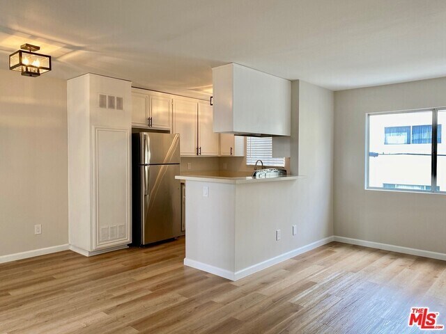 Foto del edificio - 1540 N Bronson Ave