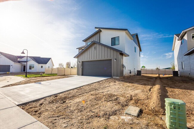 Foto del edificio - Brand New 4 Bed 2.5 Bath House in Star