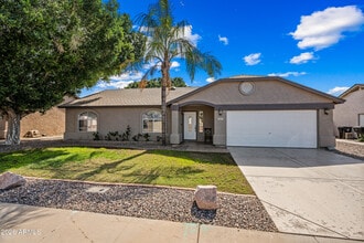 Building Photo - 8017 E Cicero St