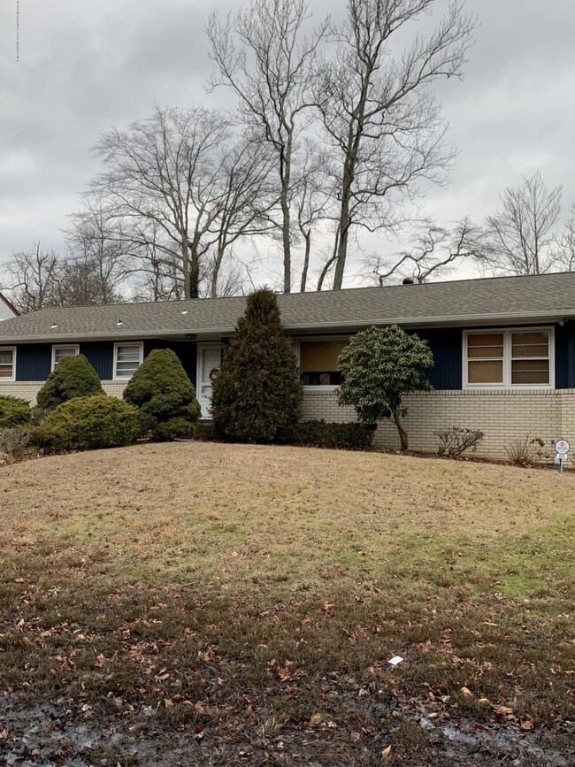 Building Photo - 409 Brookside Ave