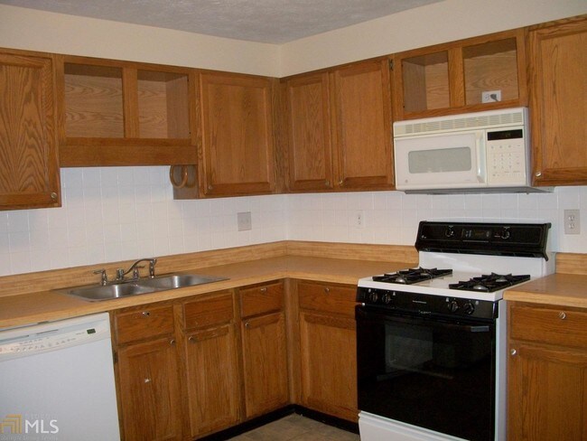 Building Photo - 995 Orchard Mill Ct