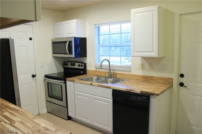 Foto del edificio - 5280 Glenlivet Rd