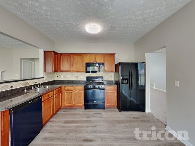 Foto del edificio - 1704 Chinaberry Ct