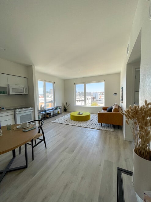 Open Floor Plan - Edge