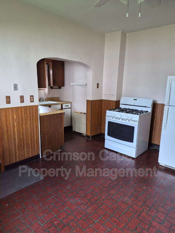 Building Photo - 722 Hazle St