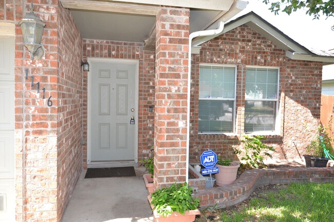 Foto del edificio - Bedroom 2 Bath Home in Desirable NW Bridge...