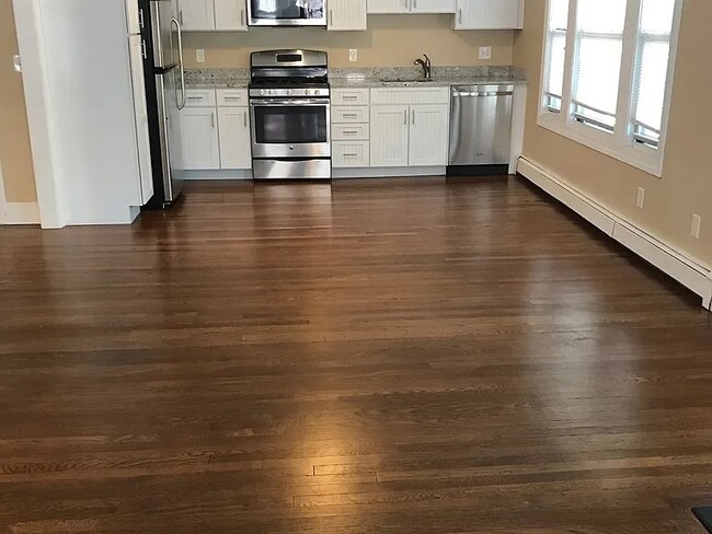 Building Photo - 310 Allston St