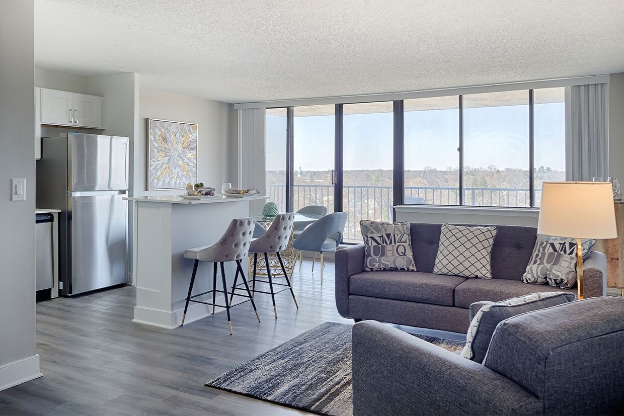 PREMIER CITY LINE Apartments Philadelphia, PA