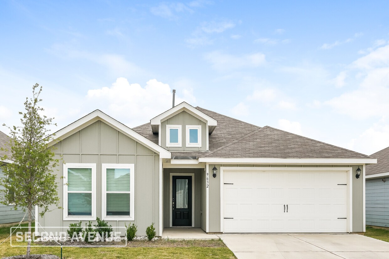 Primary Photo - 9632 Sierra Grande Dr