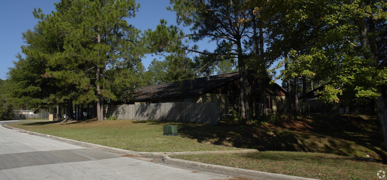 4203 $500/segunda Way NE - The Katherine Apartments