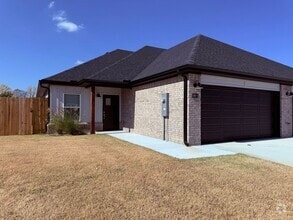 Building Photo - 90 E Bottlebrush Bnd