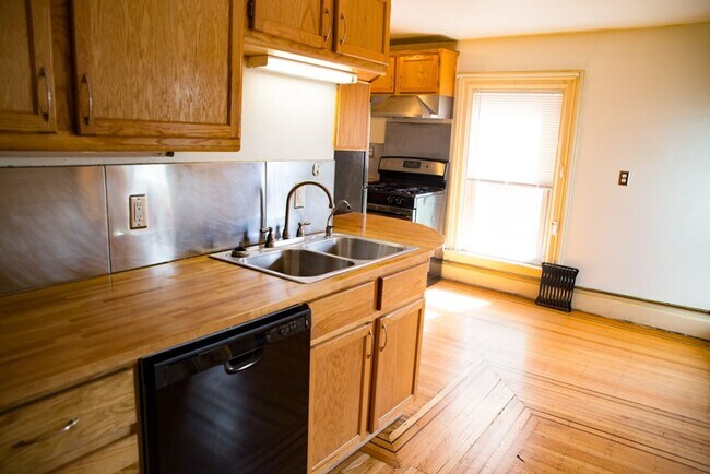 Foto del edificio - 809 6th St SE