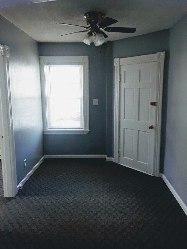 Foto principal - 182 Hathaway St
