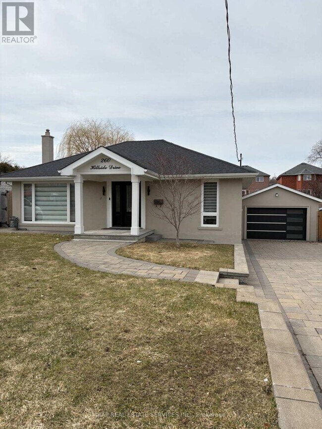 Building Photo - 260 Hillside Dr