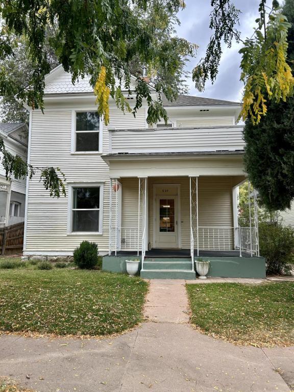 Primary Photo - 625 Rudd Ave