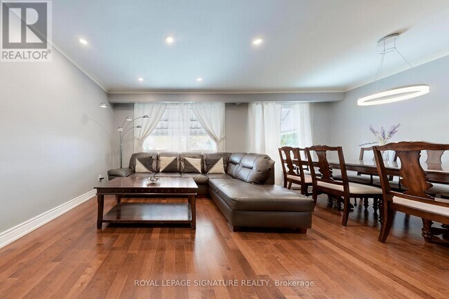 Photo du bâtiment - 125 Wayne Ave