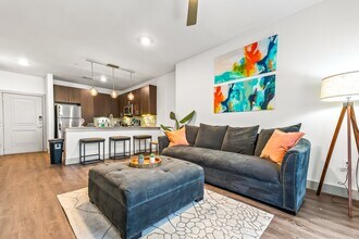 Building Photo - 2051 Wittington Pl