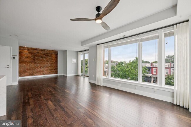 Foto del edificio - 915 12th St NE