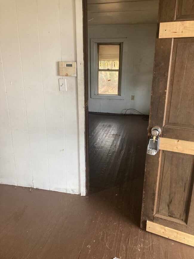 Foto del edificio - "Charming 2-Bedroom Retreat in Laurens - Your Cozy Haven Awaits!"